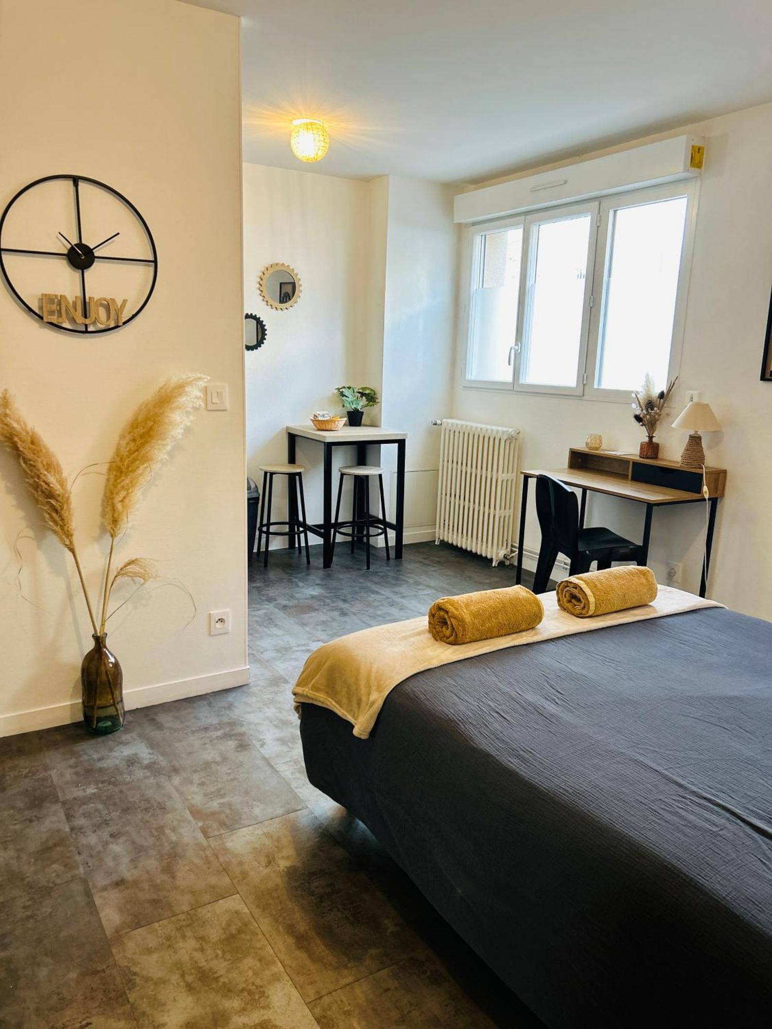 Le 2 - Grand Studio Caen Centre Port De Plaisance ภายนอก รูปภาพ